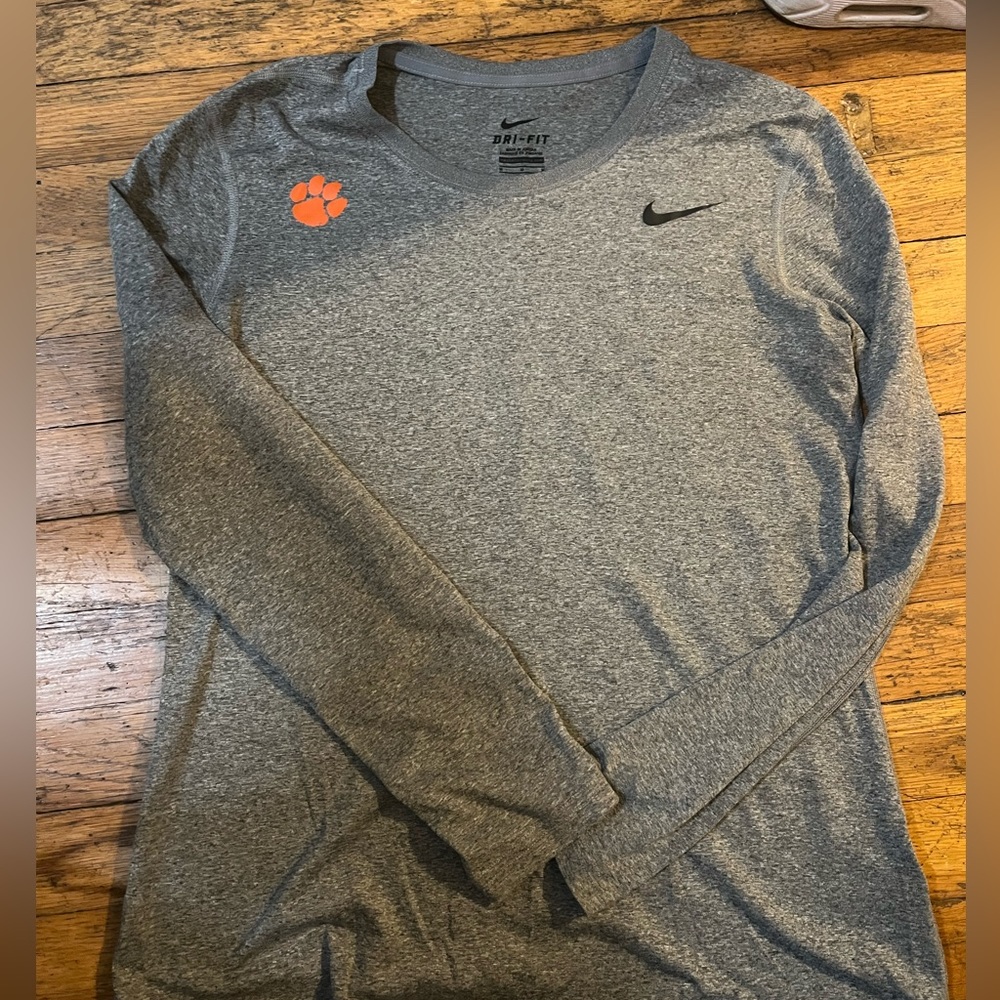 Nike Dri-fit size M, Clemson Tee